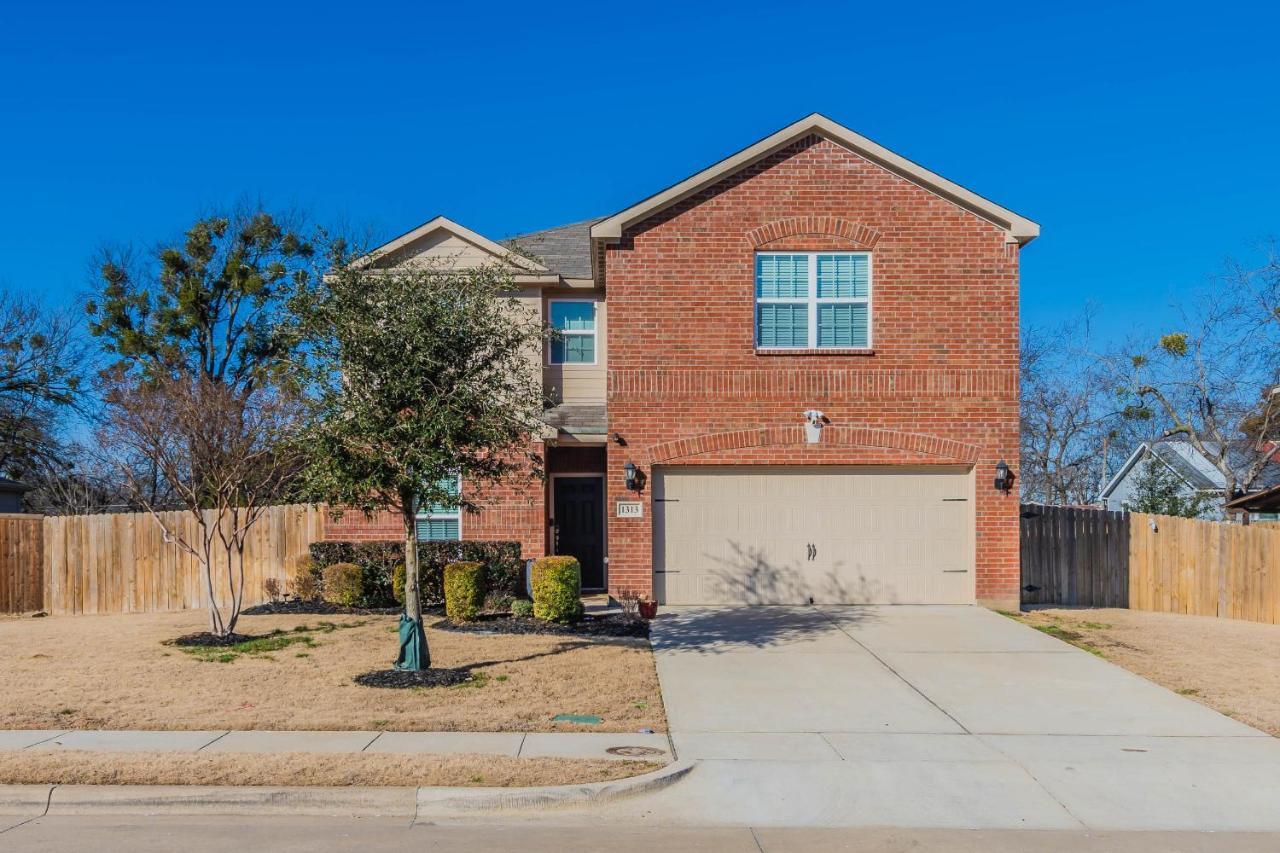 Luxury 5Br Dallas Retreat With Business Amenities - Perfect For Business Travelers, Families & Groups ภายนอก รูปภาพ