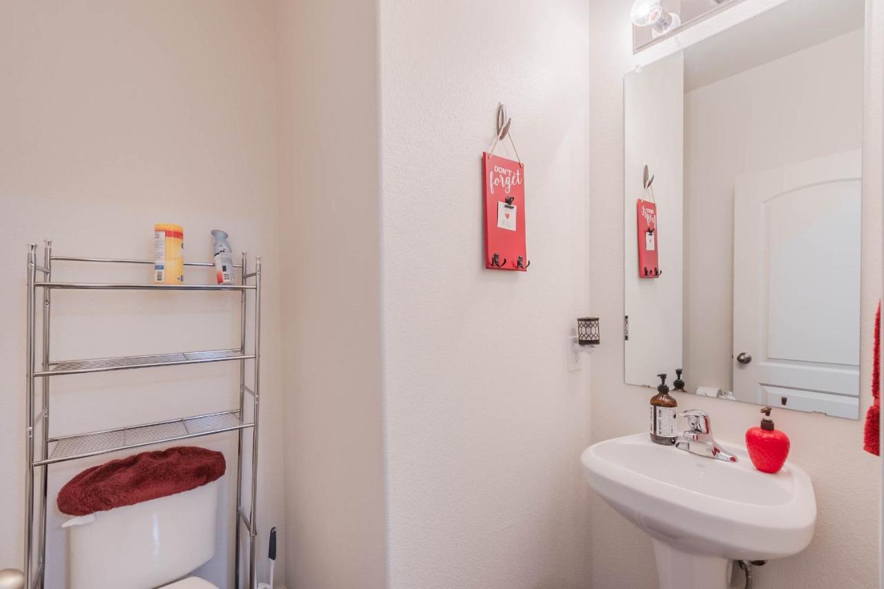Luxury 5Br Dallas Retreat With Business Amenities - Perfect For Business Travelers, Families & Groups ภายนอก รูปภาพ