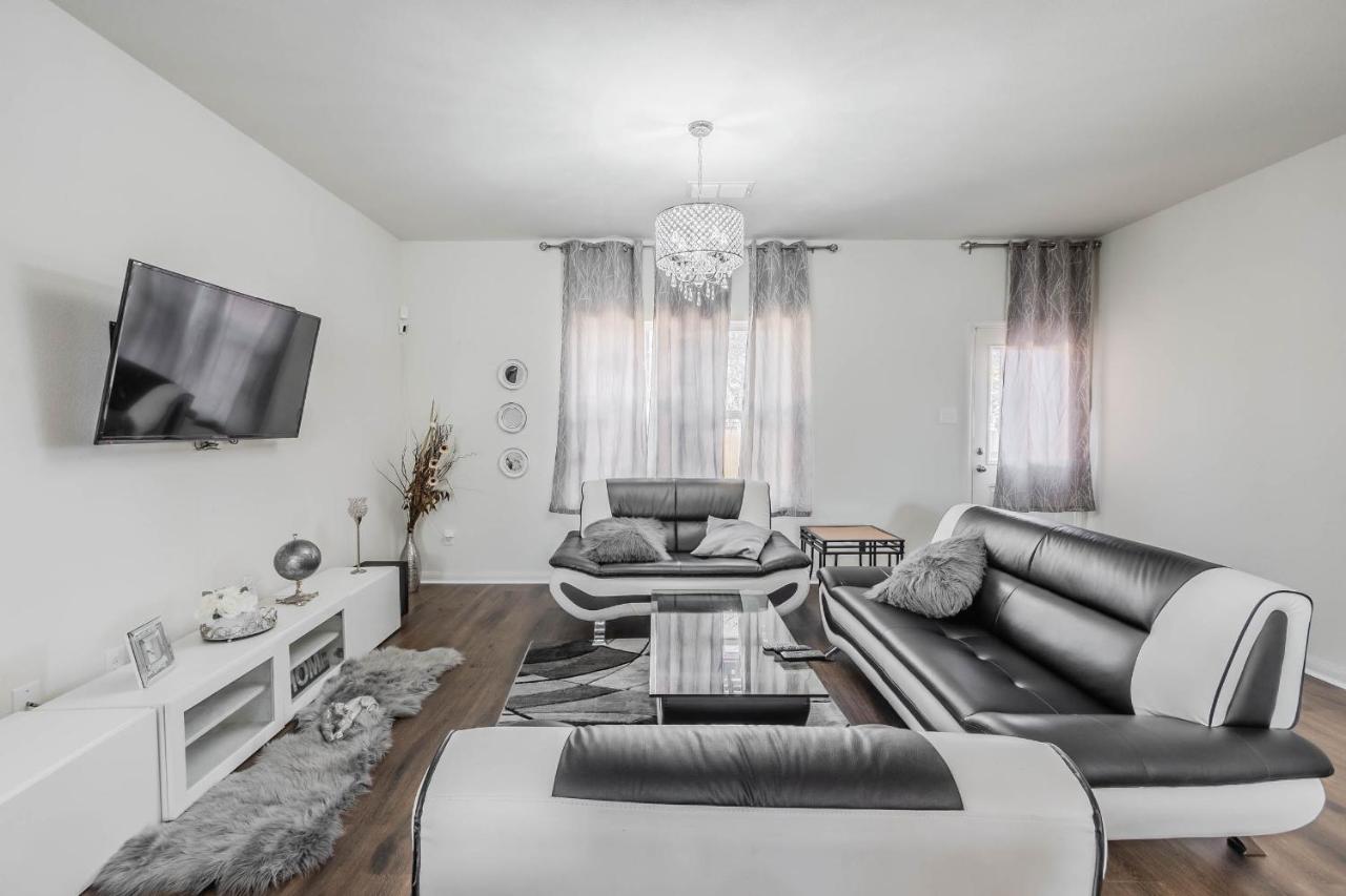 Luxury 5Br Dallas Retreat With Business Amenities - Perfect For Business Travelers, Families & Groups ภายนอก รูปภาพ